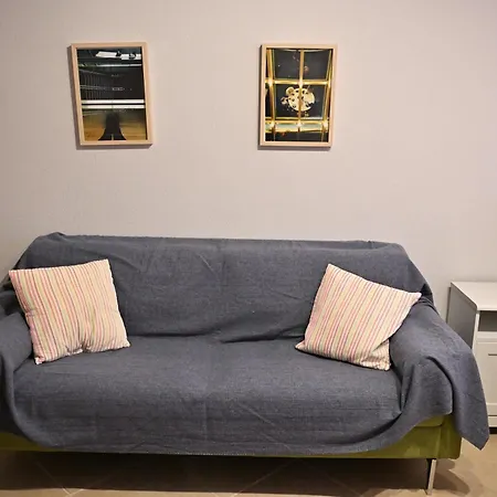 Apartamento Greg's Cozy Apartment, Up To 4 Guests In Kalamaria *