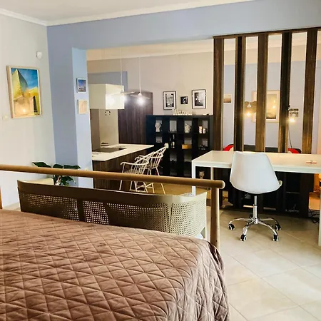 Greg's Cozy Apartment, Up To 4 Guests In Kalamaria Thessaloniki