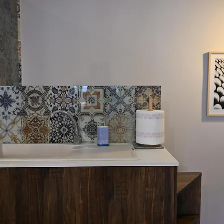 Apartment Greg's Cozy Apartment, Up To 4 Guests In Kalamaria Thessaloniki