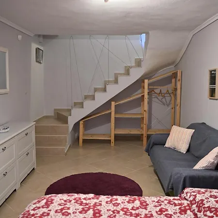 Greg's Cozy Apartment, Up To 4 Guests In Kalamaria * Thessaloniki